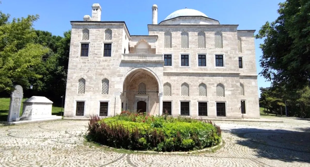 Esenler'in Tarihî Hazinesi: YTÜ Kampüsündeki Otağ-ı Hümayun Turizmle Buluşuyor Esenler'in Tarihî Hazinesi: YTÜ Kampüsündeki Otağ-ı Hümayun Turizmle Buluşuyor