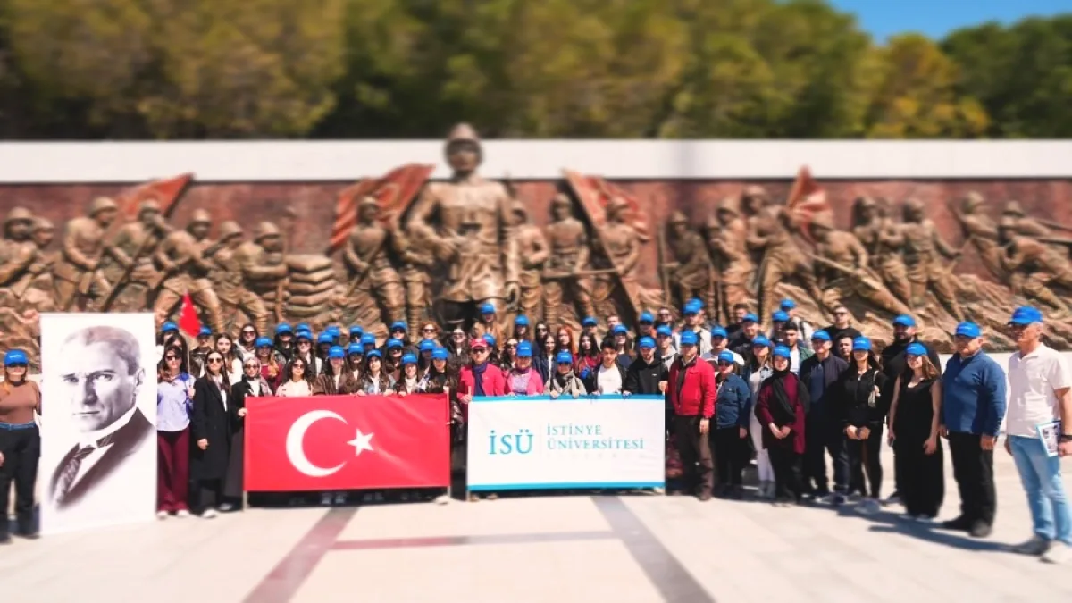 İstinye Üniversitesi Lider Öğrencileri Çanakkale'de Tarih Yolculuğuna Çıktı İstinye Üniversitesi Lider Öğrencileri Çanakkale'de Tarih Yolculuğuna Çıktı