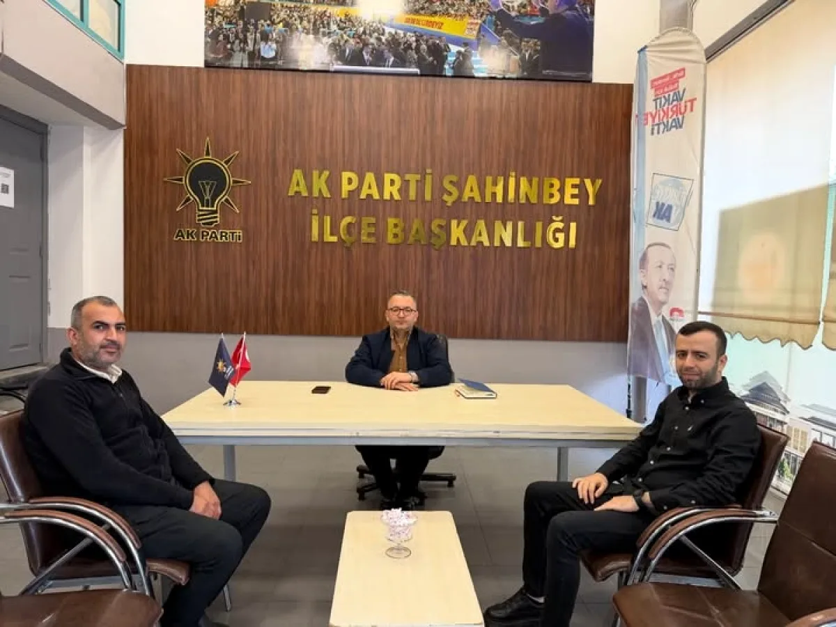 AK Parti Şahinbey'de Vatandaş Buluşması: Ali Küçükoğlu Bugün Nöbetçi AK Parti Şahinbey'de Vatandaş Buluşması: Ali Küçükoğlu Bugün Nöbetçi