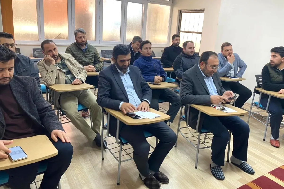 Yalova'da Cami Görevlilerine İşaret Dili Eğitimi Yalova'da Cami Görevlilerine İşaret Dili Eğitimi