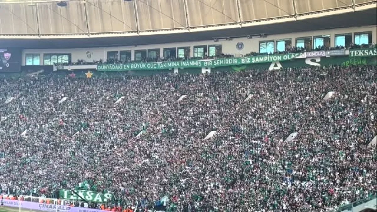 Ali Doğru'dan Bursaspor Taraftarlarına Şampiyonluk Tebriği Ali Doğru'dan Bursaspor Taraftarlarına Şampiyonluk Tebriği