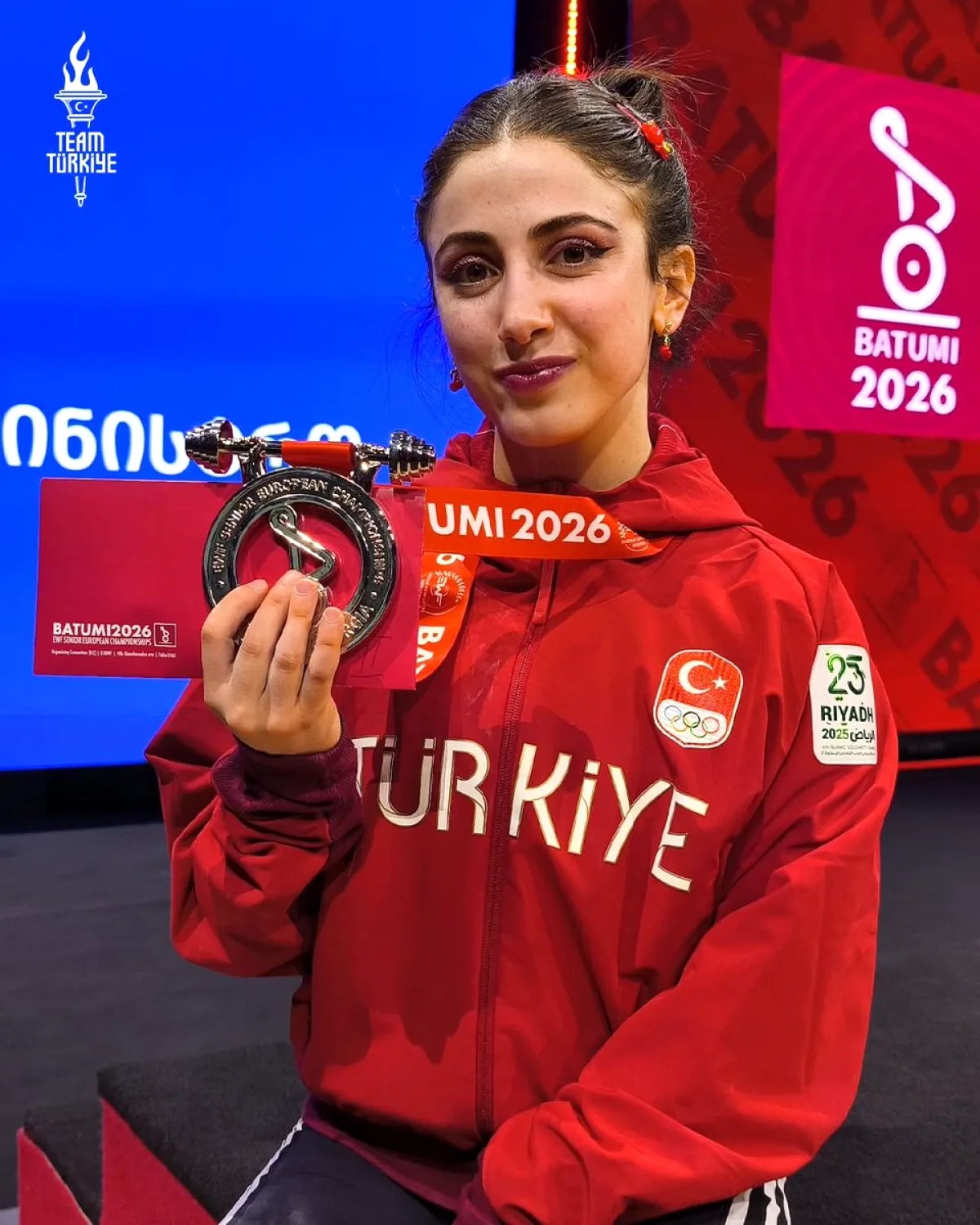 Konyalı Halterci Gamze Altun Avrupa'da Gümüş Aldı Konyalı Halterci Gamze Altun Avrupa'da Gümüş Aldı