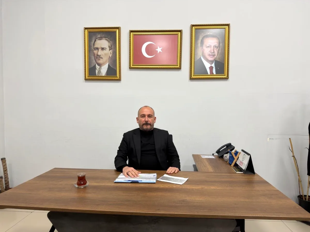 AK Parti Gölbaşı'nda Bugünkü Nöbetçi Yönetim Kurulu Üyesi Belli Oldu AK Parti Gölbaşı'nda Bugünkü Nöbetçi Yönetim Kurulu Üyesi Belli Oldu