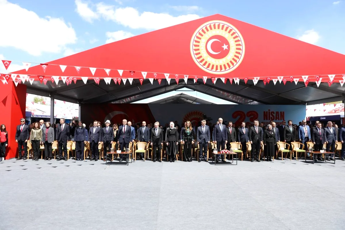 TBMM'de Çocuk ve Gençlik Şöleni: Sanat ve Spor Buluştu TBMM'de Çocuk ve Gençlik Şöleni: Sanat ve Spor Buluştu