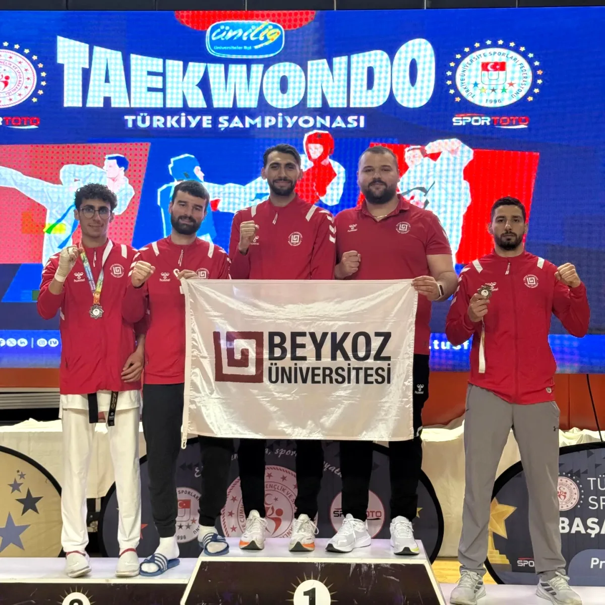 Beykoz Üniversitesi Öğrencileri Burdur'da Çifte Bronz Madalya Kazandı Beykoz Üniversitesi Öğrencileri Burdur'da Çifte Bronz Madalya Kazandı