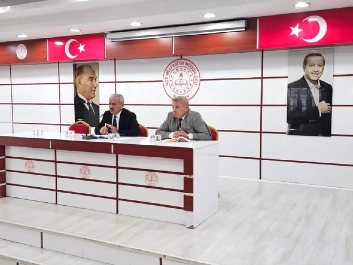 Elbistan'da Okul Güvenliği Tedbirleri Görüşüldü Elbistan'da Okul Güvenliği Tedbirleri Görüşüldü