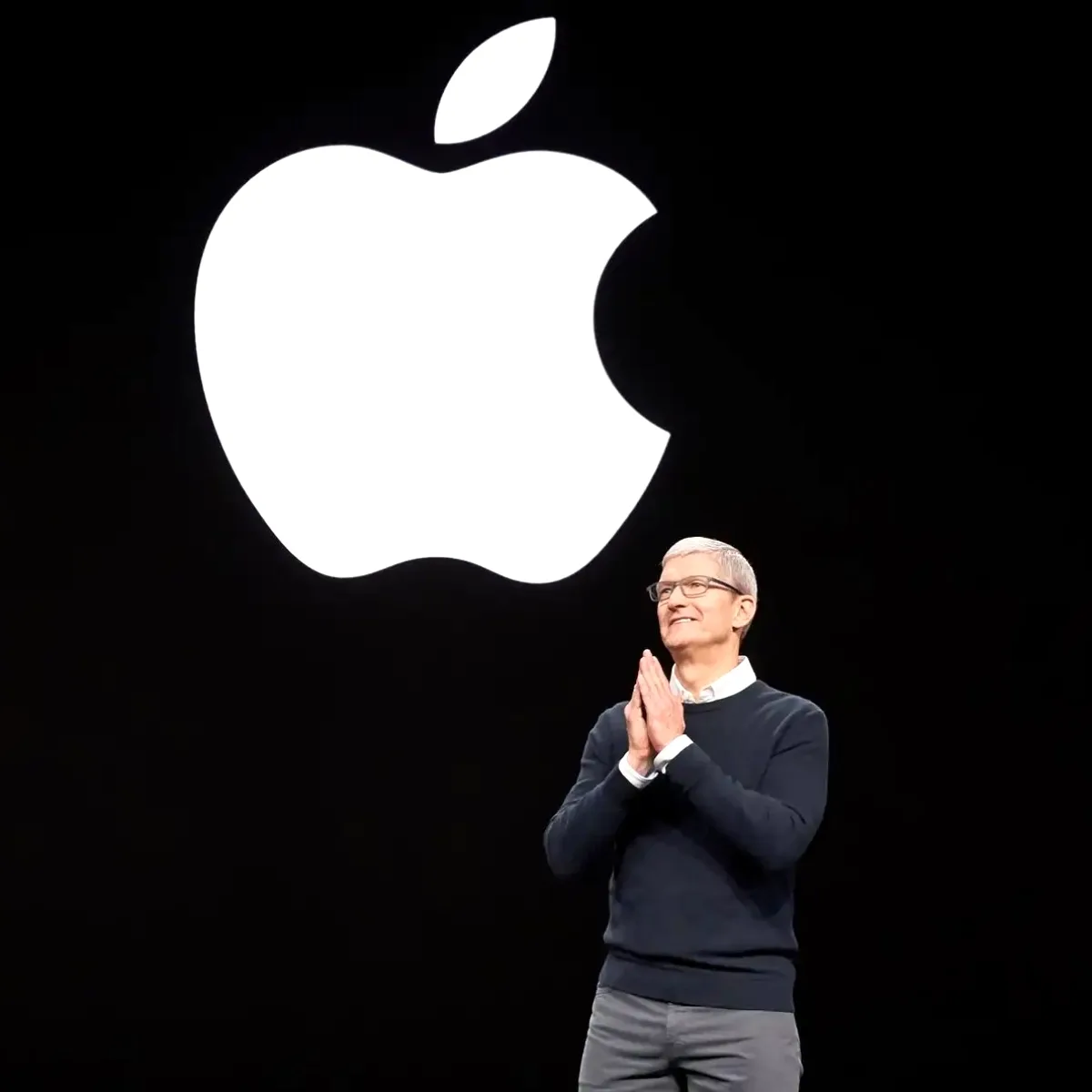 Tim Cook Apple CEO'luğundan Ayrılıyor: 15 Yıllık Dönem Son Buluyor Tim Cook Apple CEO'luğundan Ayrılıyor: 15 Yıllık Dönem Son Buluyor