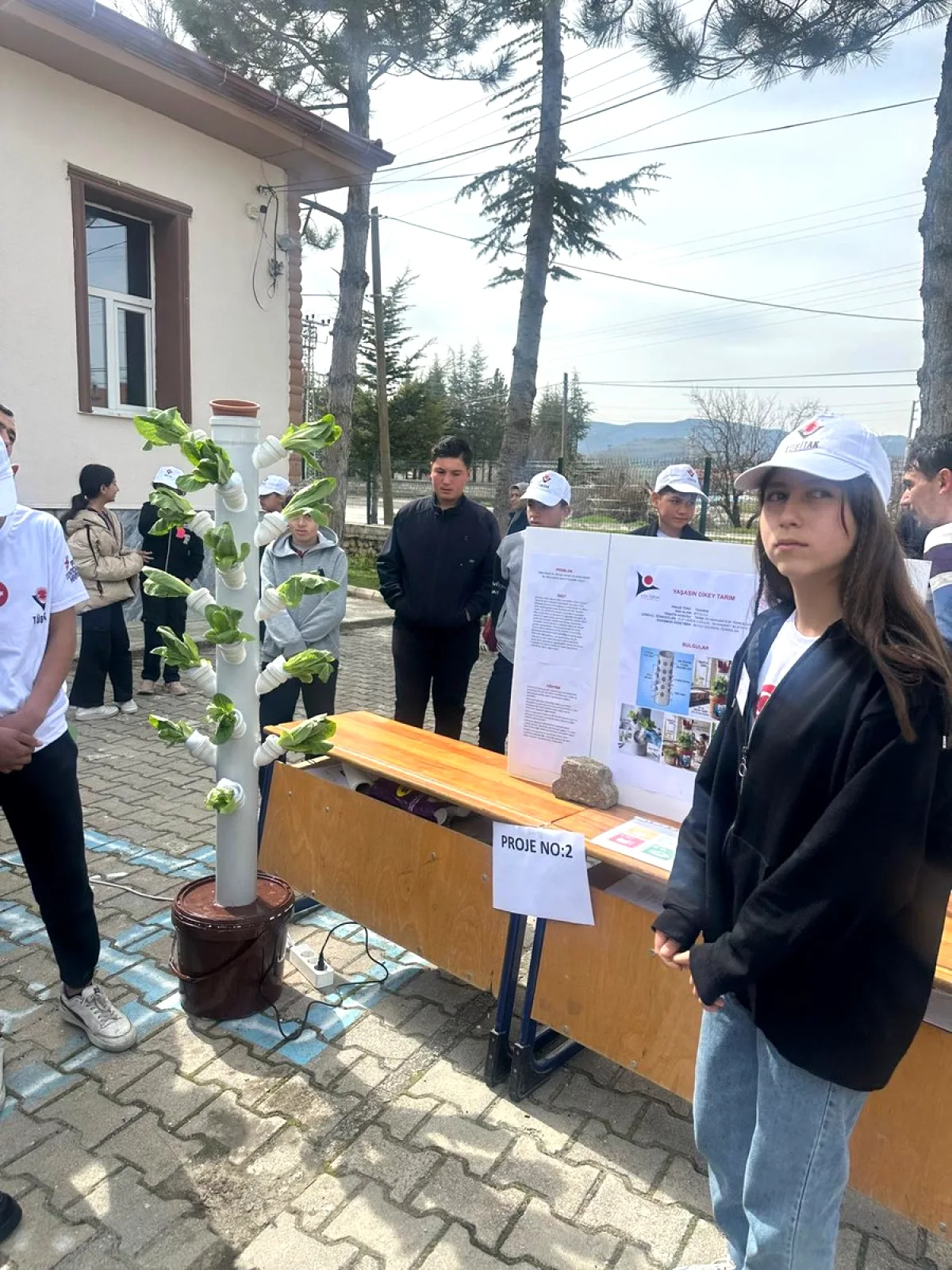 Afyonkarahisar'da TÜBİTAK 4006 Bilim Fuarları: 1700 Öğrenci Sahne Alıyor Afyonkarahisar'da TÜBİTAK 4006 Bilim Fuarları: 1700 Öğrenci Sahne Alıyor
