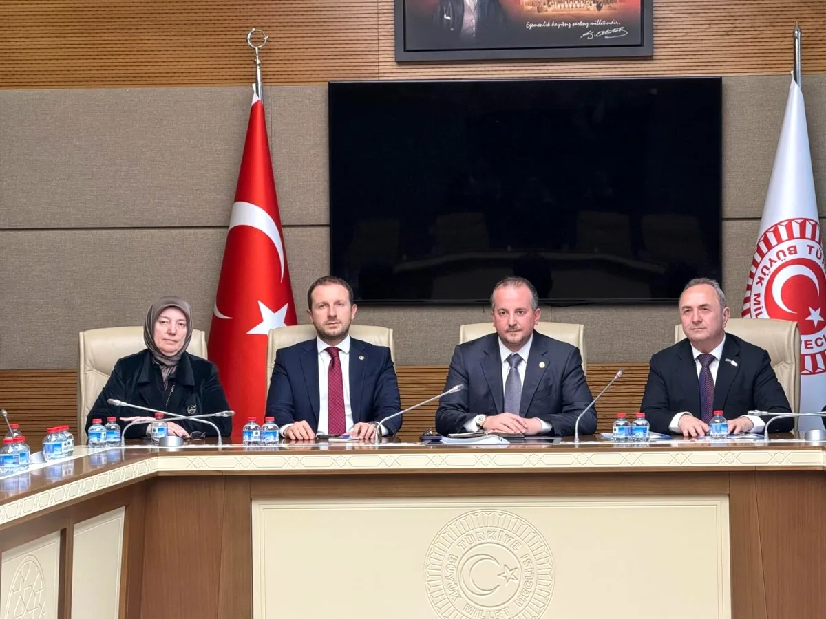 Bursa Milletvekili Kılıç, Balkan Ticaret Köprüsü İçin KIRCAALİSİAD ile Görüştü Bursa Milletvekili Kılıç, Balkan Ticaret Köprüsü İçin KIRCAALİSİAD ile Görüştü