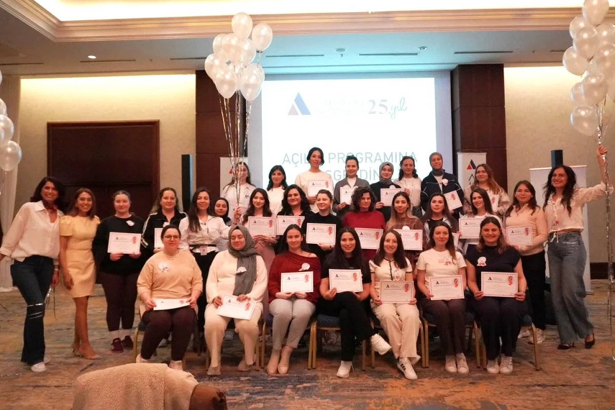 Kocaeli'de Gebe Akademisi: Anne ve Baba Adayları Uzmanlarla Buluştu Kocaeli'de Gebe Akademisi: Anne ve Baba Adayları Uzmanlarla Buluştu