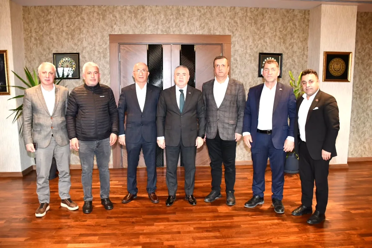 Sancaktepe Muhtarları Çekmeköy Kaymakamını Ziyaret Etti Sancaktepe Muhtarları Çekmeköy Kaymakamını Ziyaret Etti