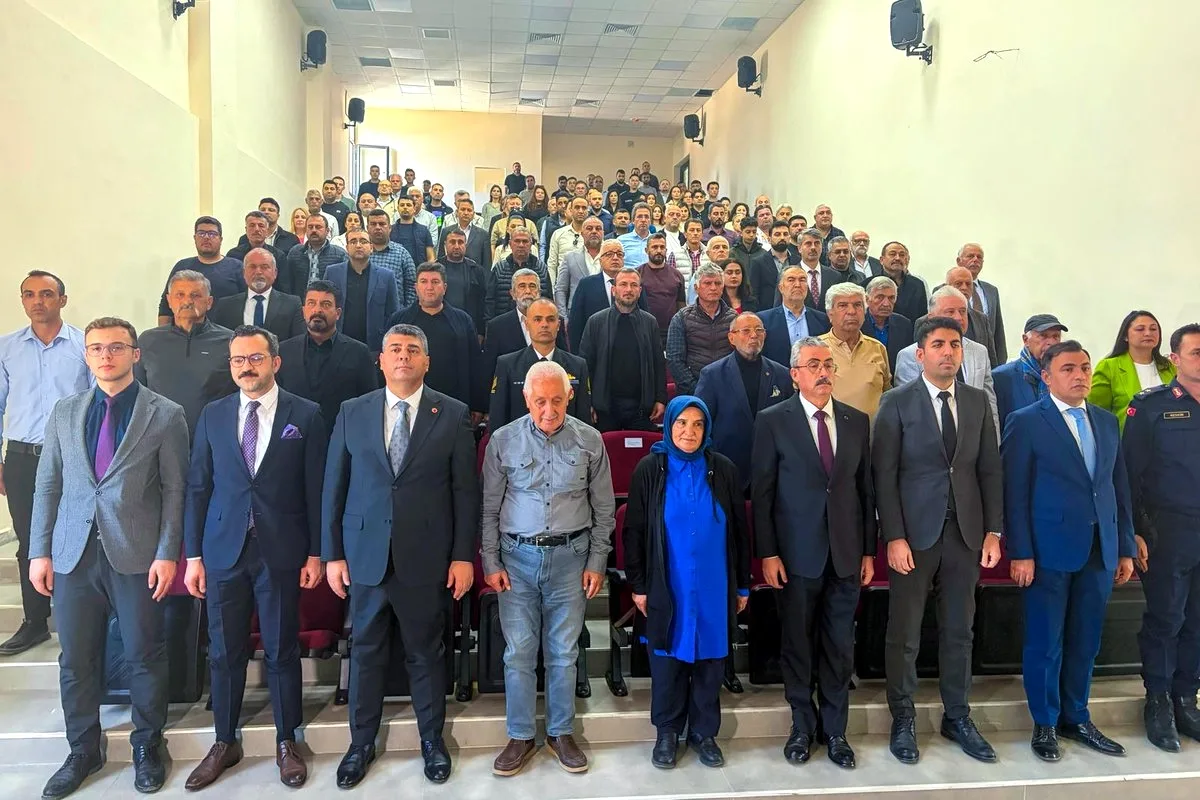 Karataş'ın Tarihi Mirası Gençlerle Buluştu Karataş'ın Tarihi Mirası Gençlerle Buluştu