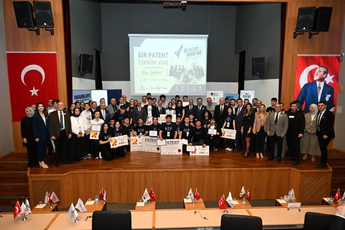 Gebze'de Genç Mucitler Ödüllendirildi: "Bir Patent Fikrim Var" Yarışması Tamamlandı Gebze'de Genç Mucitler Ödüllendirildi: "Bir Patent Fikrim Var" Yarışması Tamamlandı