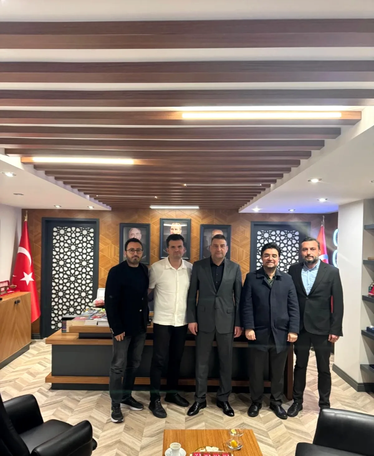 MHP Bursa İl Başkanı Tekin, Medical Park Hekimlerini Ağırladı MHP Bursa İl Başkanı Tekin, Medical Park Hekimlerini Ağırladı