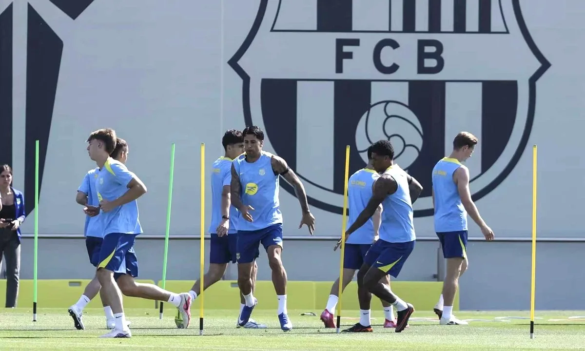 Barcelona'dan Tayvan Bayrağı Skandalı Sonrası Çin'de Özür Barcelona'dan Tayvan Bayrağı Skandalı Sonrası Çin'de Özür