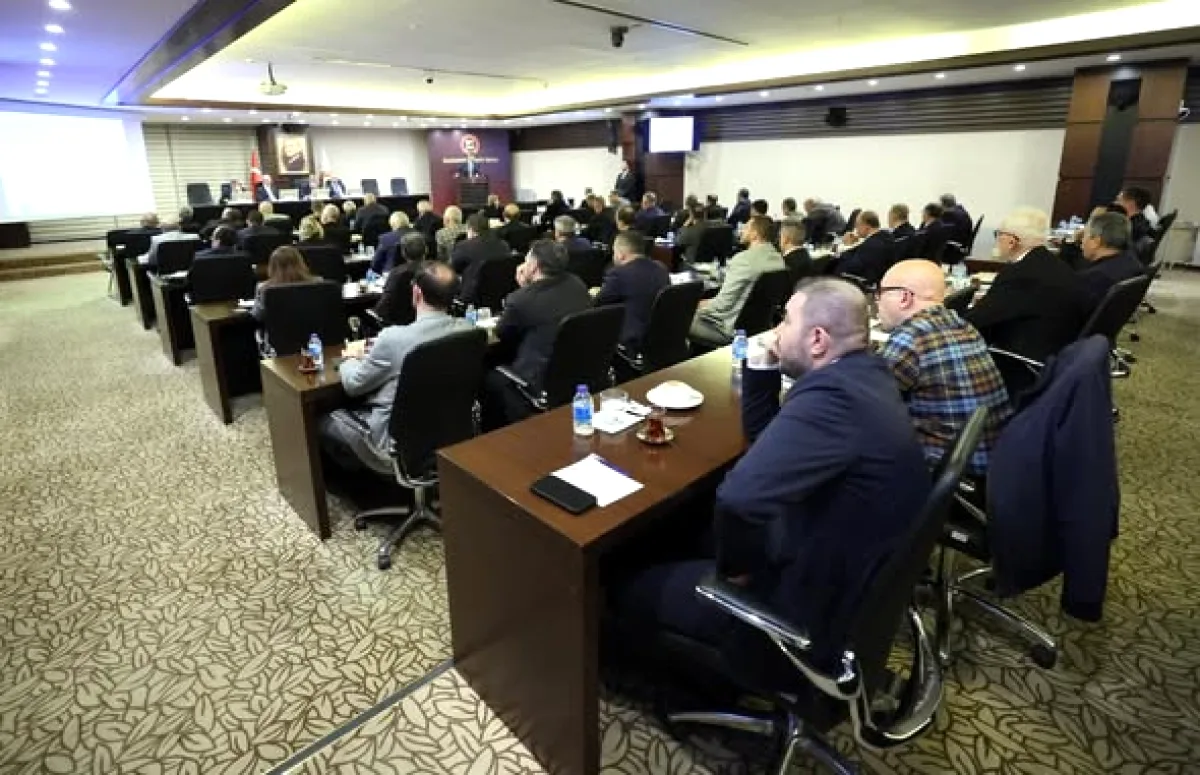 Gaziantep'te Sanayi Kredi Muafiyeti Talebi: Üretim ve İhracat Alarm Veriyor Gaziantep'te Sanayi Kredi Muafiyeti Talebi: Üretim ve İhracat Alarm Veriyor