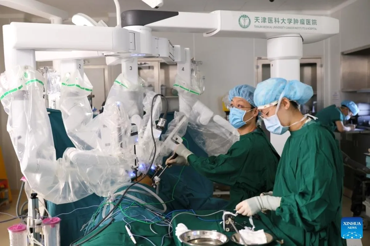 Tianjin'de Robotik Cerrahi ile 10.000 Ameliyat Başarısı Tianjin'de Robotik Cerrahi ile 10.000 Ameliyat Başarısı
