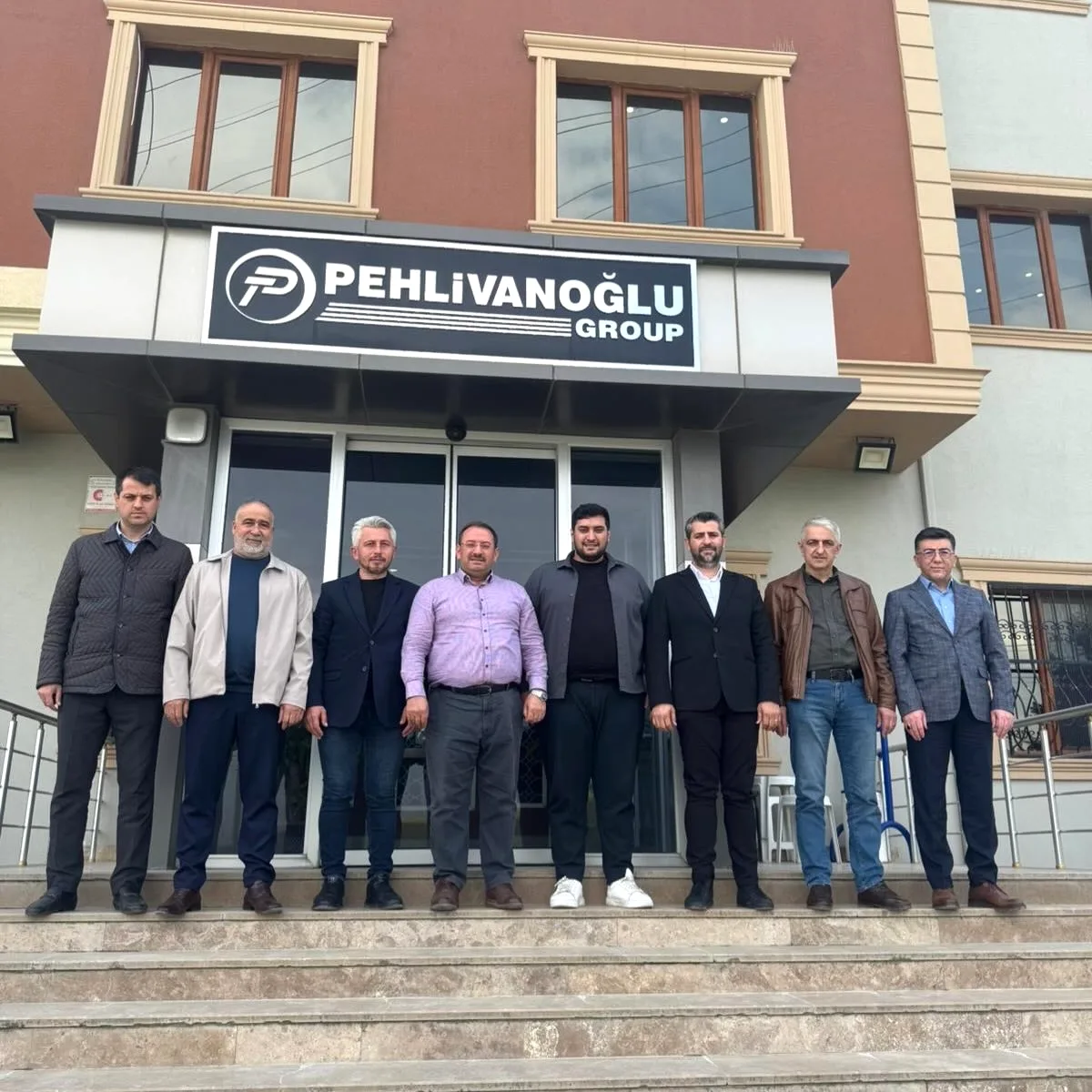 Silivri'de AK Parti'den Yerel Üretime Tam Destek Ziyareti Silivri'de AK Parti'den Yerel Üretime Tam Destek Ziyareti