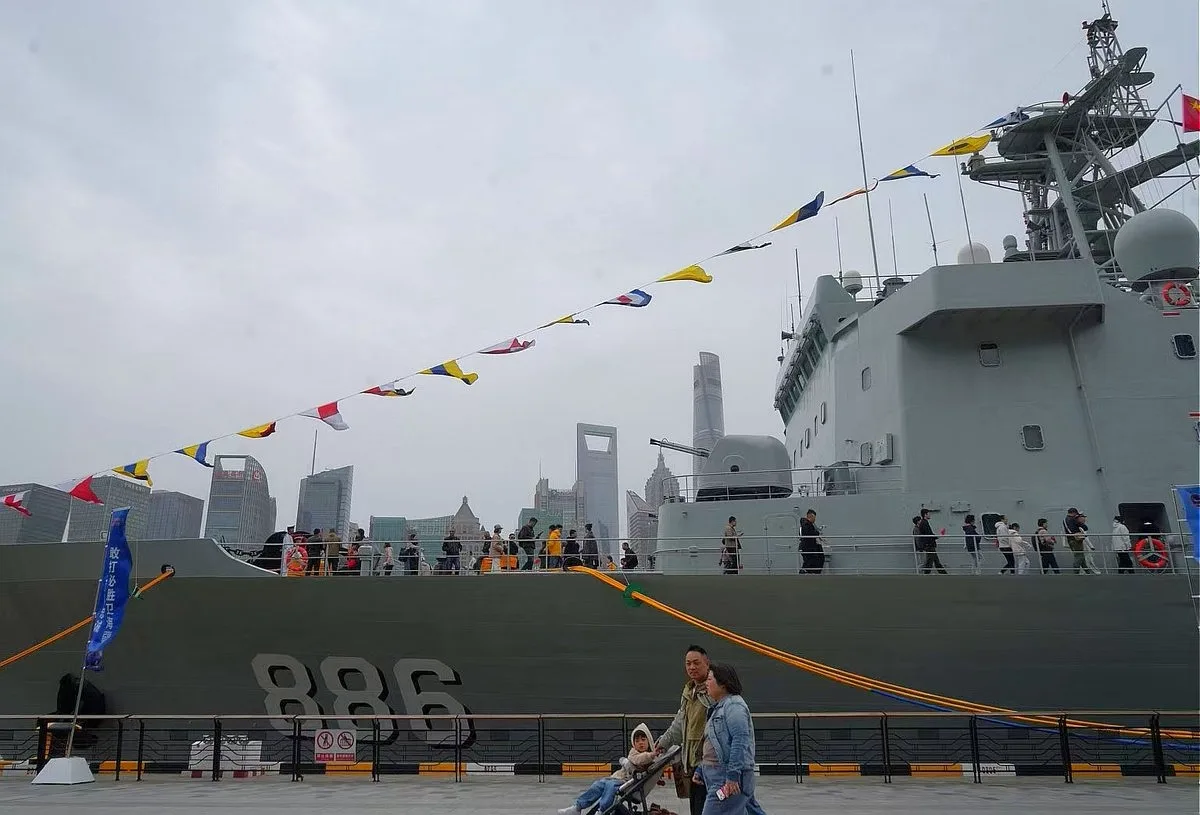 PLA Navy 77. Yıldönümünde Halka Açık Gemi Etkinlikleri Düzenliyor PLA Navy 77. Yıldönümünde Halka Açık Gemi Etkinlikleri Düzenliyor