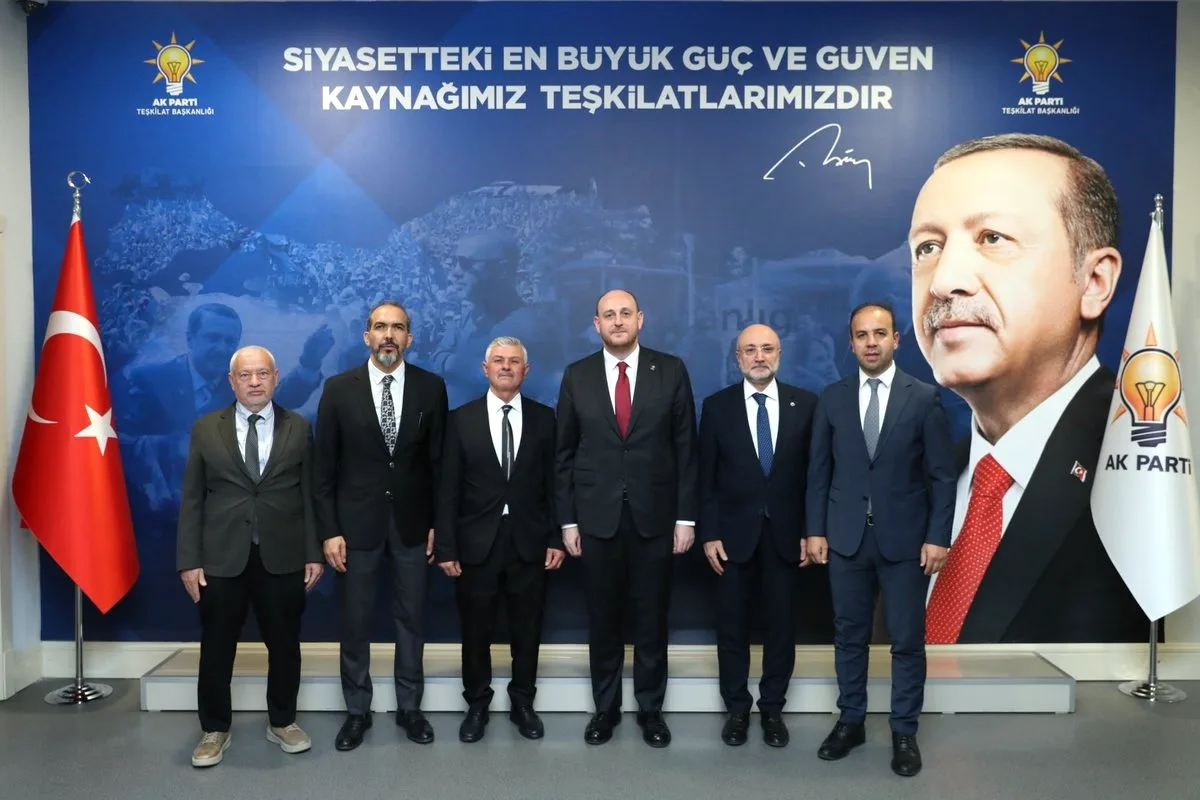 Afyonkarahisar AK Parti'de Görev Devri: Evciler İlçe Başkanlığı'na Semayi Bostan Atandı Afyonkarahisar AK Parti'de Görev Devri: Evciler İlçe Başkanlığı'na Semayi Bostan Atandı