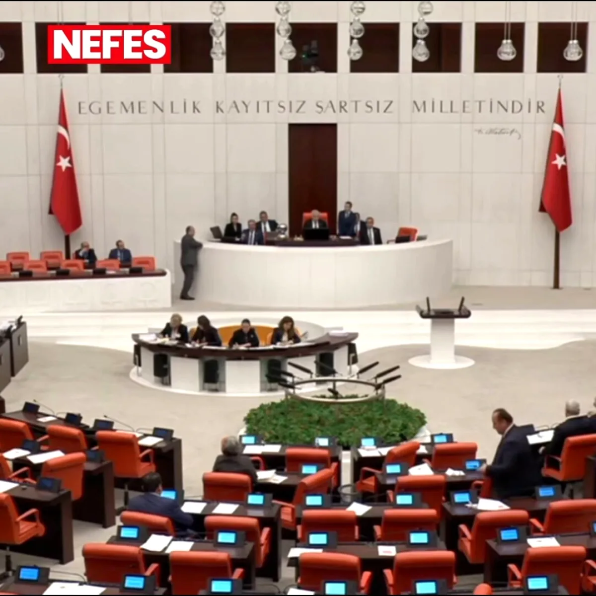 Olgun'dan AK Partili Arslan'a Doğum İzni Düzenlemesi Sorgusu Olgun'dan AK Partili Arslan'a Doğum İzni Düzenlemesi Sorgusu
