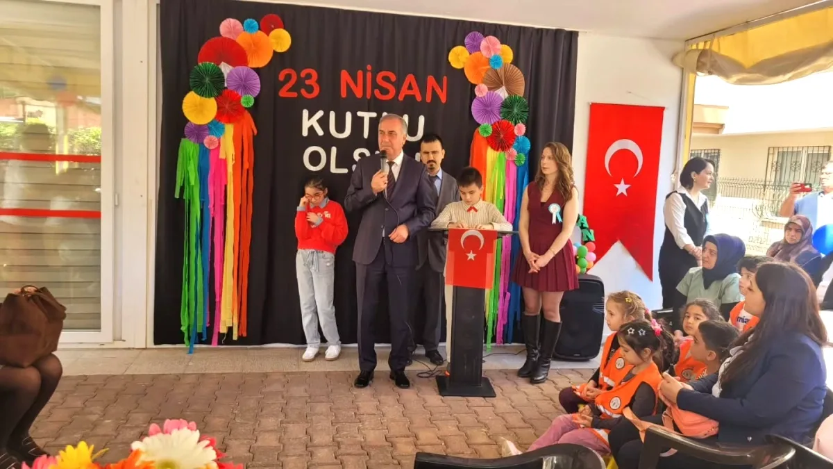 Mustafa Coşkunsu, Özel Çocuklarla 23 Nisan Coşkusunu Yaşadı Mustafa Coşkunsu, Özel Çocuklarla 23 Nisan Coşkusunu Yaşadı