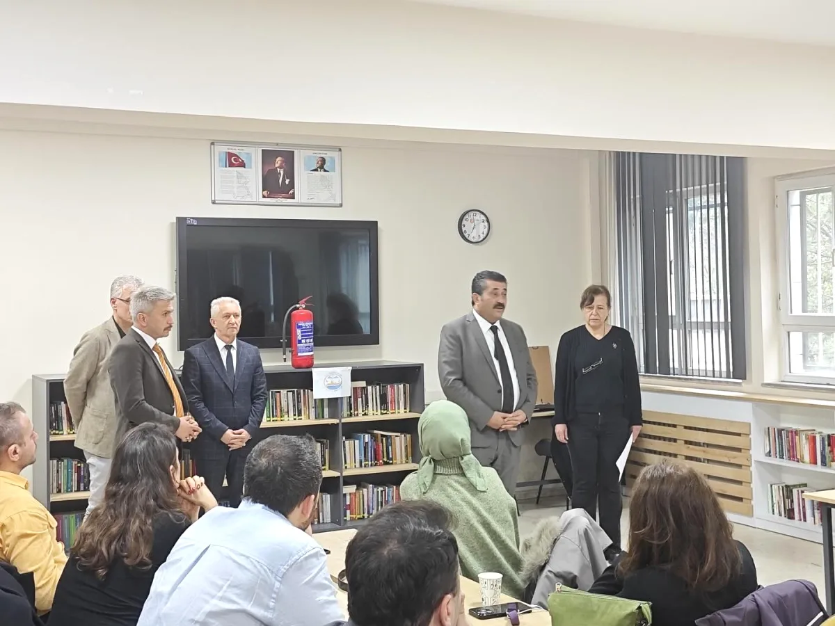 Kâğıthane'de Öğretmenlere Yangın Eğitimi Semineri Verildi Kâğıthane'de Öğretmenlere Yangın Eğitimi Semineri Verildi