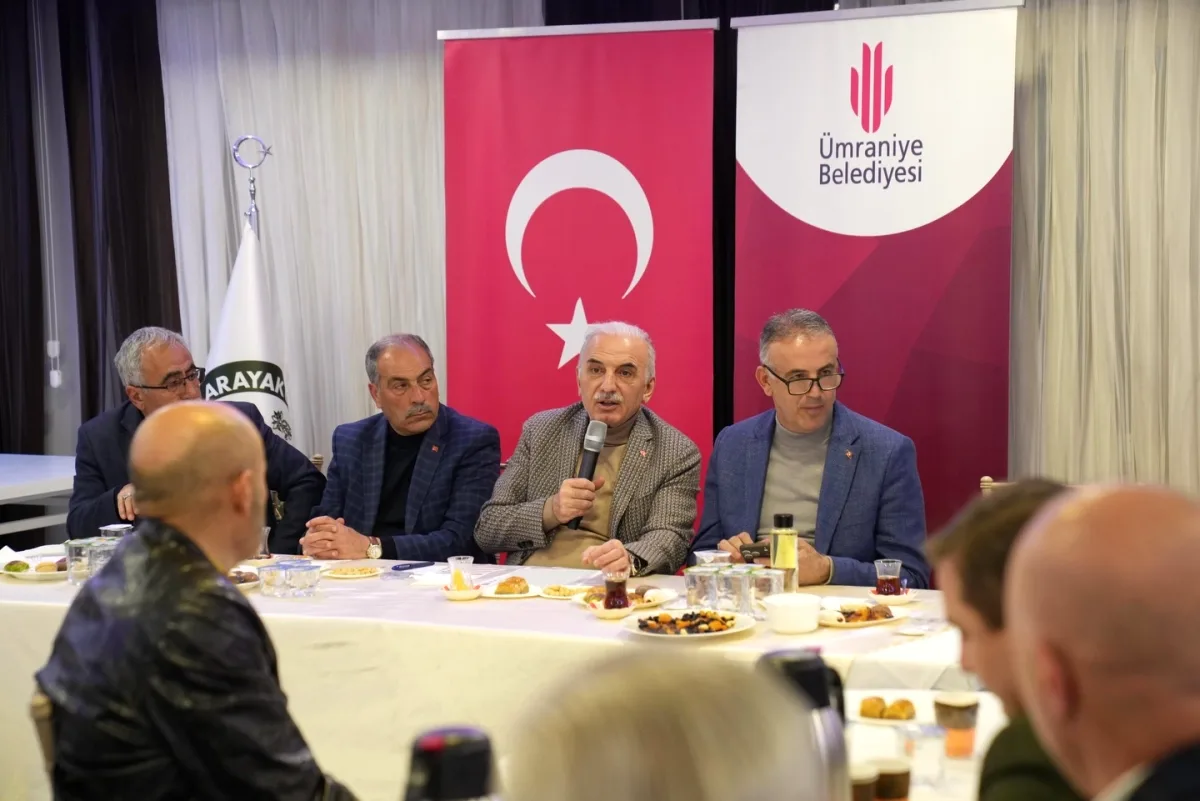 Ümraniye Belediyesi'nden Sivaslı Derneğe Dayanışma Ziyareti Ümraniye Belediyesi'nden Sivaslı Derneğe Dayanışma Ziyareti