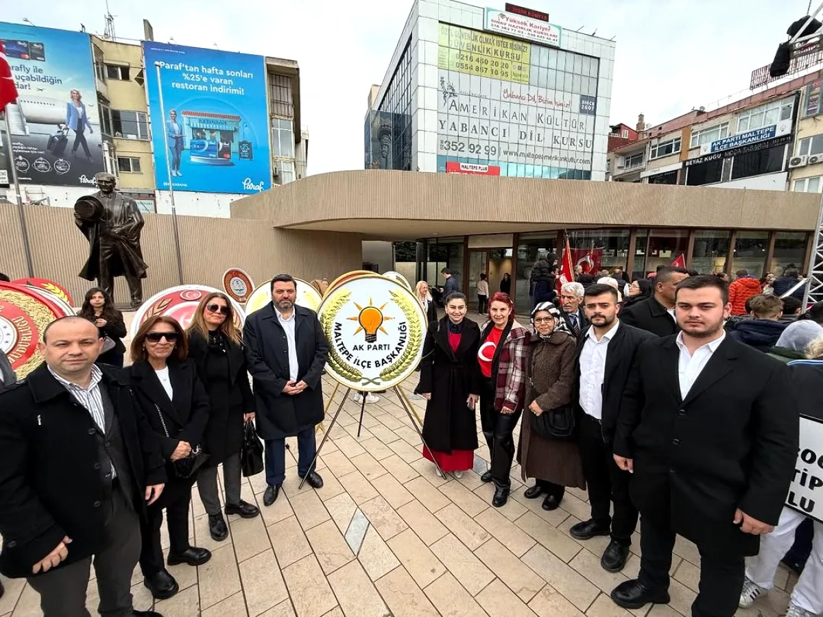 AK Parti Maltepe Gençlik Kolları 23 Nisan'da Çelenk Bıraktı AK Parti Maltepe Gençlik Kolları 23 Nisan'da Çelenk Bıraktı