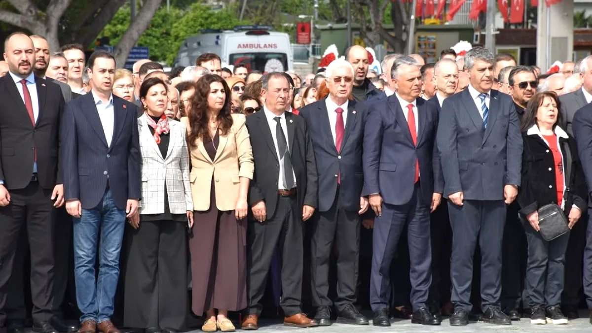 Antalya CHP'den 23 Nisan'da "Çocuk Güvenliği Tehdit Altında" Mesajı Antalya CHP'den 23 Nisan'da "Çocuk Güvenliği Tehdit Altında" Mesajı