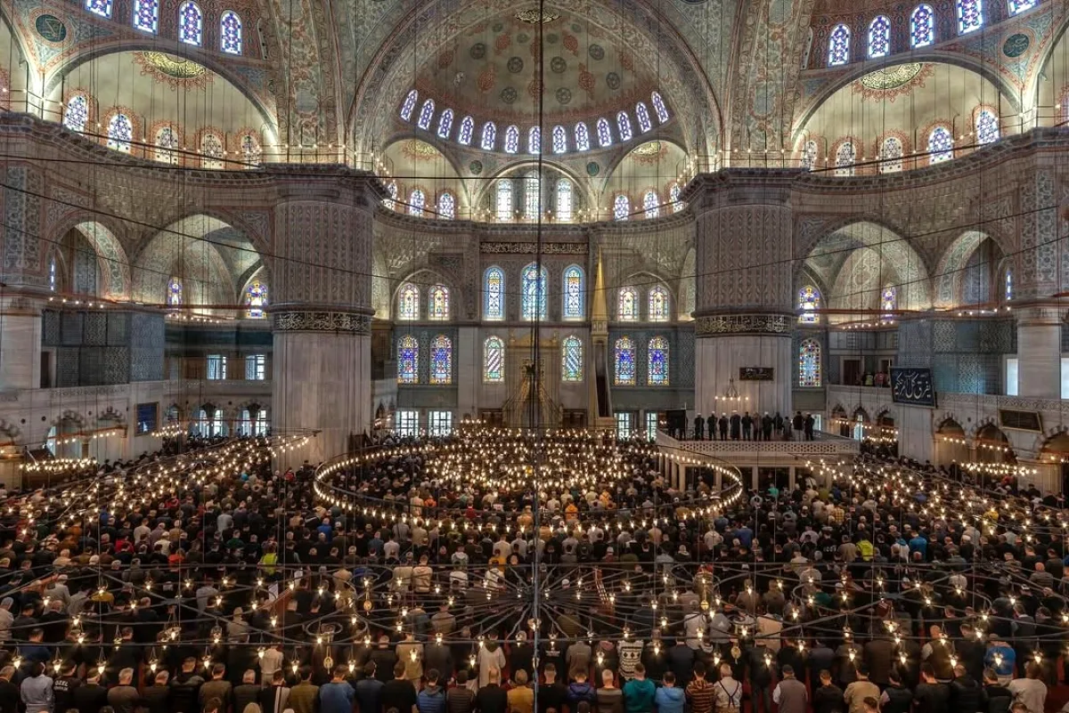 Fatih Belediyesi'nden Hayırlı Cumalar Mesajı Fatih Belediyesi'nden Hayırlı Cumalar Mesajı