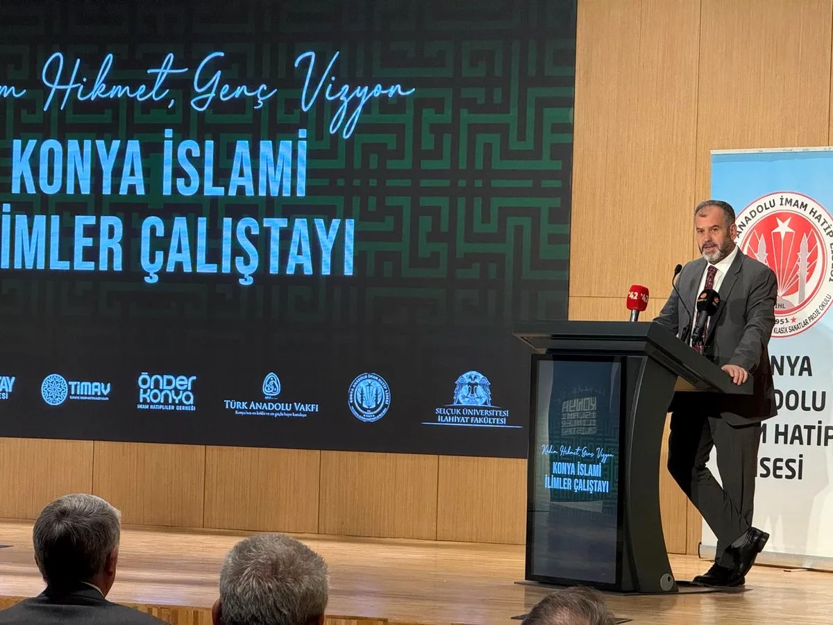 Konya İl Müftüsü Ali Öge İslami İlimler Çalıştayı'nda Konya İl Müftüsü Ali Öge İslami İlimler Çalıştayı'nda