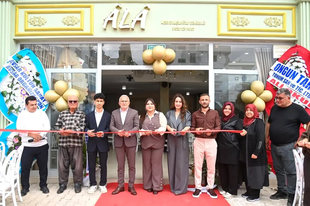 Kumluca'ya Yeni Davet Evi: Âlâ Organizasyon Hizmete Başladı Kumluca'ya Yeni Davet Evi: Âlâ Organizasyon Hizmete Başladı
