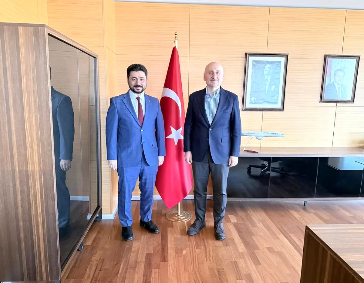 AK Parti Bağcılar İlçe Başkanlığı, Adil Karaismailoğlu'nu Ziyaret Etti AK Parti Bağcılar İlçe Başkanlığı, Adil Karaismailoğlu'nu Ziyaret Etti