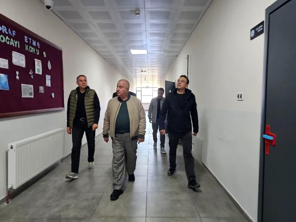 Balıkesir'de SRC Sınav Merkezi İncelendi: Adaylara Başarı Mesajı Balıkesir'de SRC Sınav Merkezi İncelendi: Adaylara Başarı Mesajı