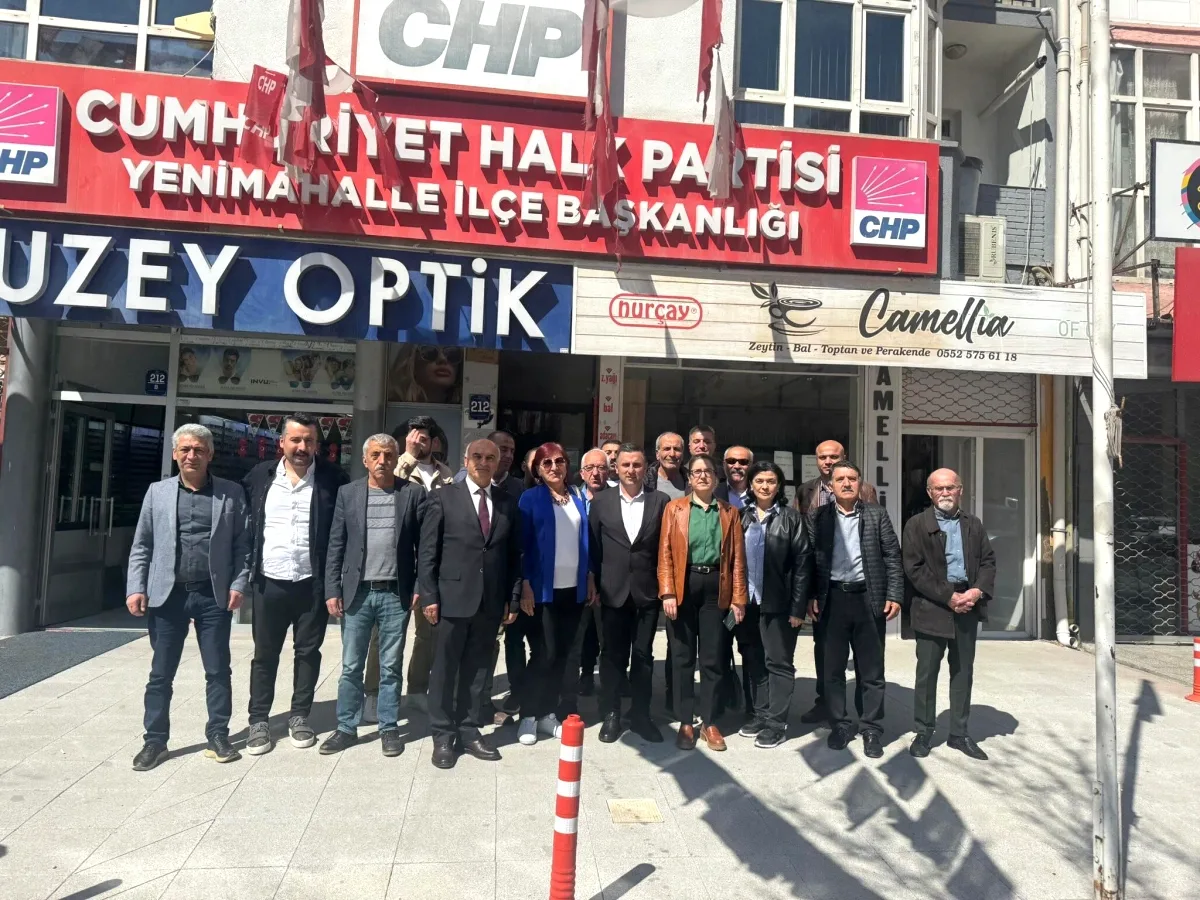 Yenimahalle CHP'den Batıkent Partililere Teşekkür Yenimahalle CHP'den Batıkent Partililere Teşekkür