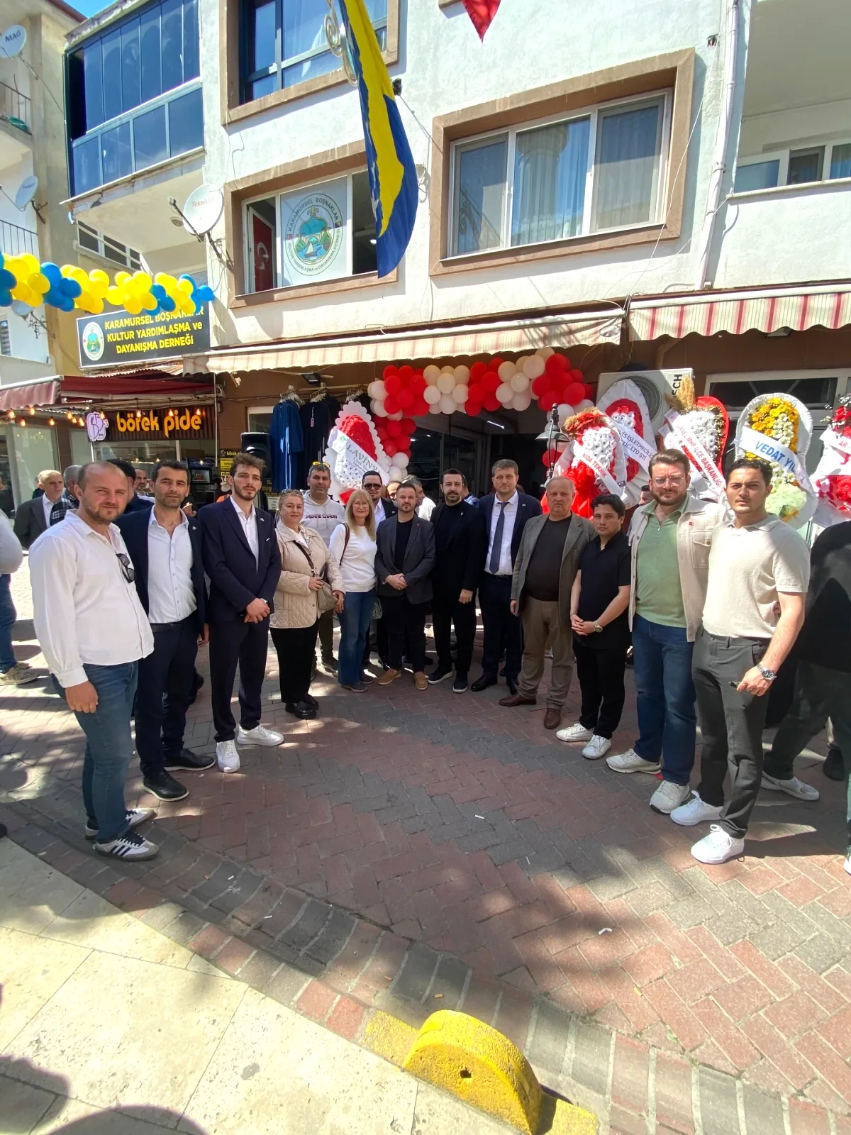 CHP Karamürsel Ekibi Boşnak Derneği Açılışına Katıldı CHP Karamürsel Ekibi Boşnak Derneği Açılışına Katıldı