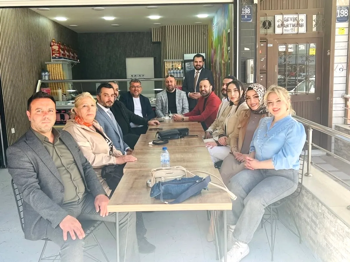 MHP Yenimahalle Teşkilatı Yerel Esnafı Ziyaret Etti MHP Yenimahalle Teşkilatı Yerel Esnafı Ziyaret Etti