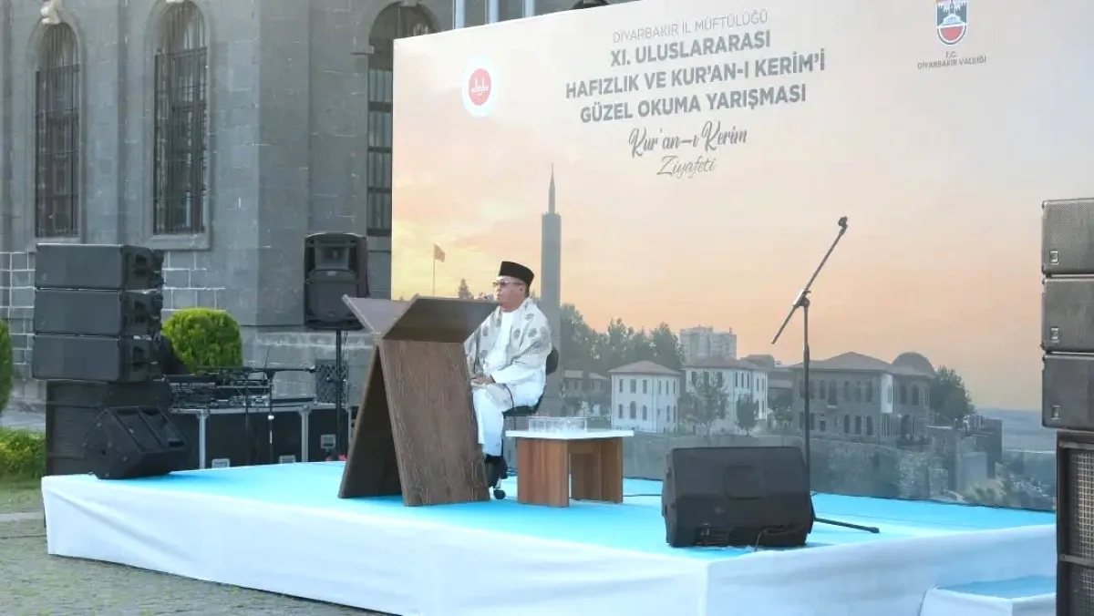 Diyarbakır'da Uluslararası Hafızlık Yarışması Kapsamında Kur'an Ziyafeti Diyarbakır'da Uluslararası Hafızlık Yarışması Kapsamında Kur'an Ziyafeti