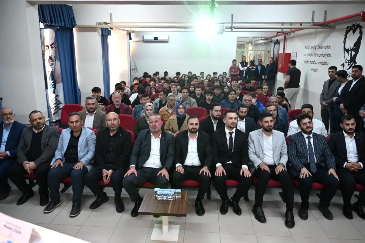 Karacabey'de TÜGVA Genel Kurulu: Ertuğrul Yeniden Başkan Seçildi Karacabey'de TÜGVA Genel Kurulu: Ertuğrul Yeniden Başkan Seçildi