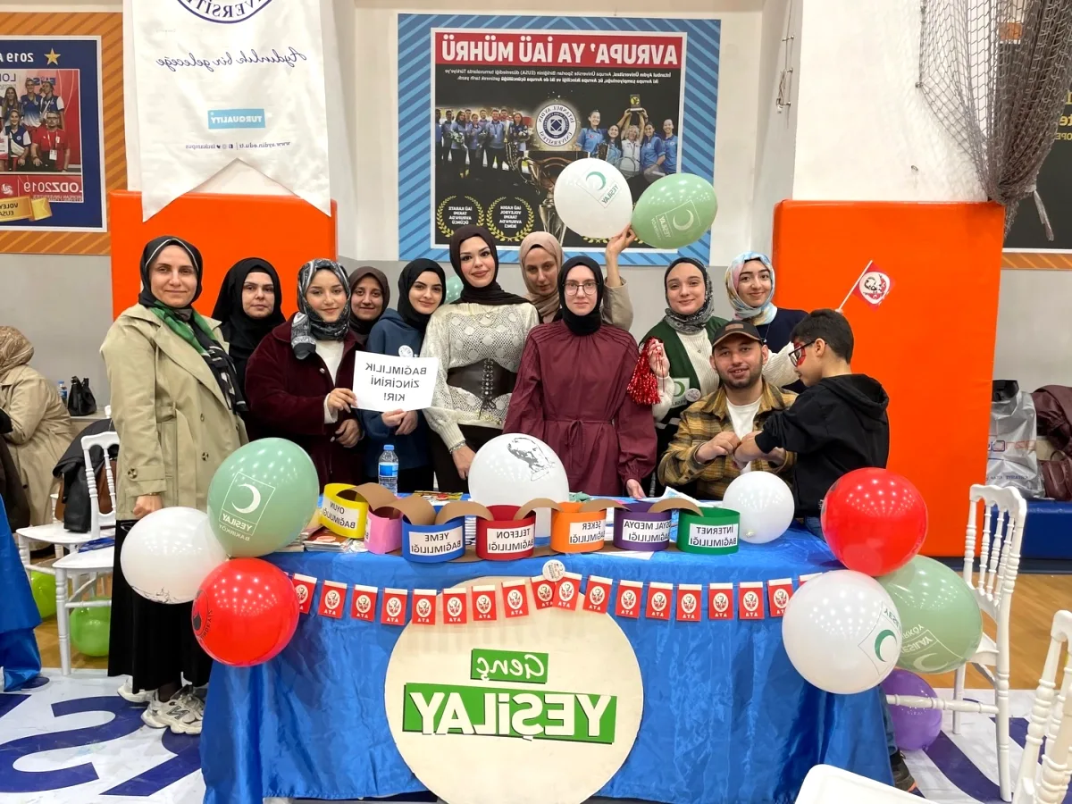 İAÜ'de 23 Nisan Coşkusu: Bağımlılıkla Mücadele Farkındalığı İAÜ'de 23 Nisan Coşkusu: Bağımlılıkla Mücadele Farkındalığı