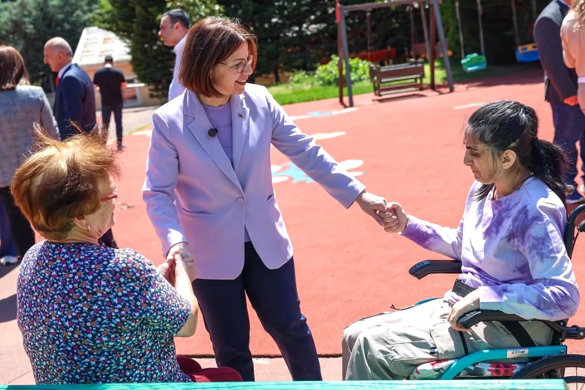 Maltepe'de Özel Eğitim Merkezi Yenileniyor: Havuzdan Havalandırmaya Her Alan Güçlendiriliyor Maltepe'de Özel Eğitim Merkezi Yenileniyor: Havuzdan Havalandırmaya Her Alan Güçlendiriliyor