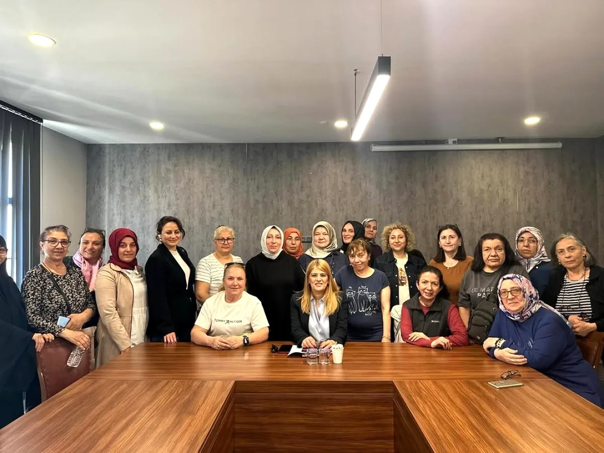 Bahçelievler Kadın Meclisi'nden Girişimcilik ve Temsiliyet Vurgusu Bahçelievler Kadın Meclisi'nden Girişimcilik ve Temsiliyet Vurgusu