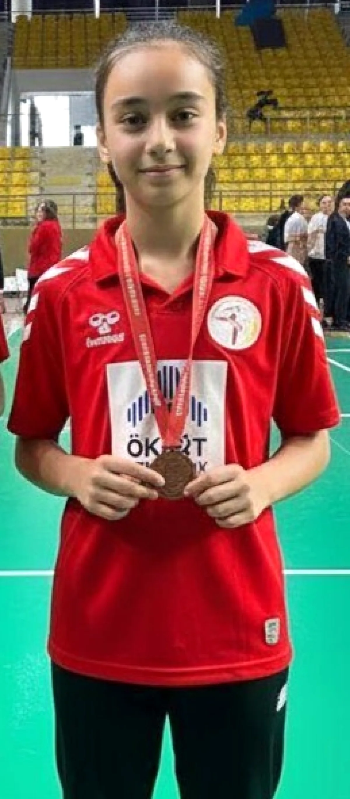 Develili Badmintoncu Yağmur Koçak Türkiye Üçüncüsü Oldu Develili Badmintoncu Yağmur Koçak Türkiye Üçüncüsü Oldu