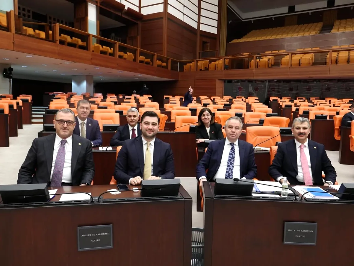 AK Partili Bozatlı: TBMM'de Yoğun Mesai Sürüyor AK Partili Bozatlı: TBMM'de Yoğun Mesai Sürüyor