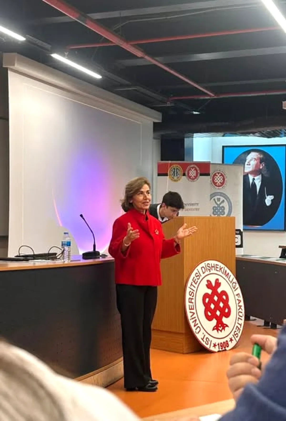 İstanbul Üniversitesi Hasta Okulu: El Hijyeni Eğitimi Tamamlandı İstanbul Üniversitesi Hasta Okulu: El Hijyeni Eğitimi Tamamlandı