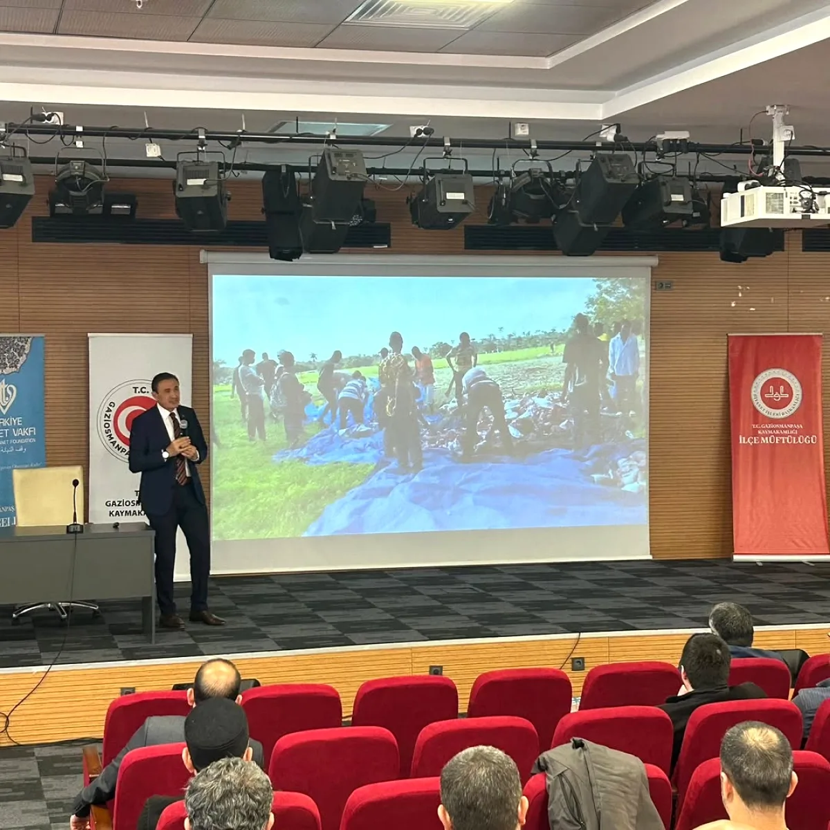 Gaziosmanpaşa'da 2026 Vekaletle Kurban Tanıtımı: Bağış Bedelleri Gaziosmanpaşa'da 2026 Vekaletle Kurban Tanıtımı: Bağış Bedelleri