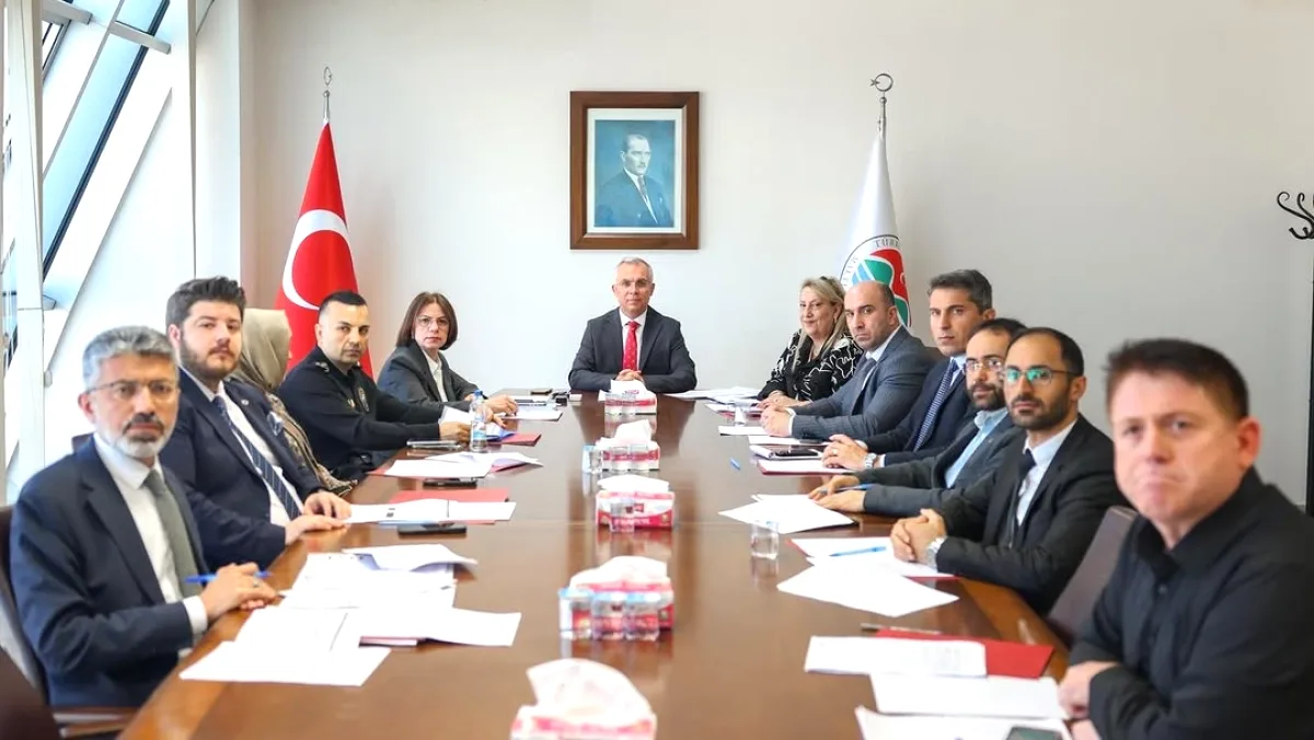 Maltepe'de Okul Güvenliği İçin Kritik Koordinasyon Toplantısı Maltepe'de Okul Güvenliği İçin Kritik Koordinasyon Toplantısı