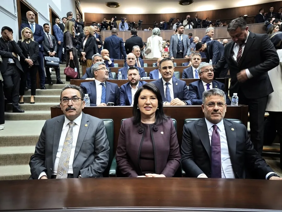 AK Parti TBMM Grup Toplantısı Başlıyor: Erdoğan'ın Katılımı Bekleniyor AK Parti TBMM Grup Toplantısı Başlıyor: Erdoğan'ın Katılımı Bekleniyor