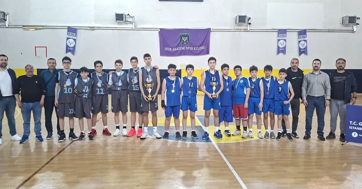 Bağcılar'da Basketbol Heyecanı Sona Erdi Bağcılar'da Basketbol Heyecanı Sona Erdi